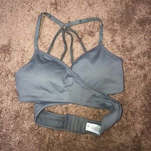 Alphalete wrap bra